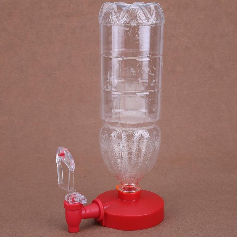 Dispensador de bebidas com jarra de água